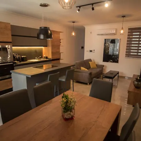 Msiebah Court Modern Near Sliema And St Julians Apartment San Gwann